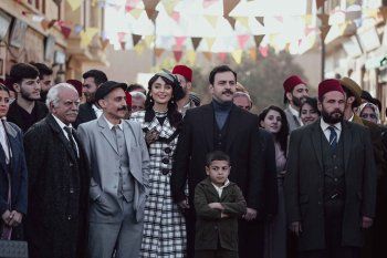 شاهد .. صراع عميق بين الوطنية والخيانة في " تاج " .. وهذا ما قاله سامر البرقاوي