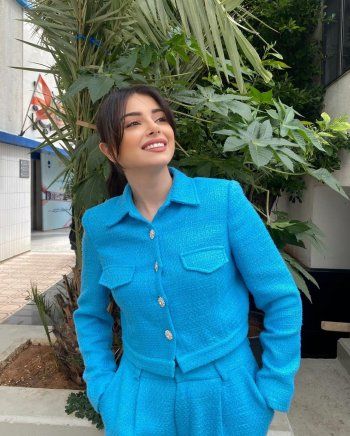 شاهد .. بالصور- ماريتا الحلاني تتألق بلوك شيك و جمالها ساحر