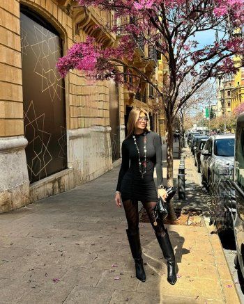 شاهد .. بالصور- ساندرا رزق تستعرض رشاقتها بفسات أسود رائع