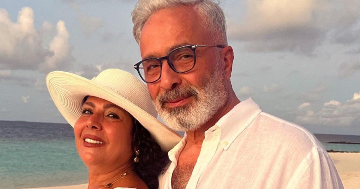 شاهد .. بصورة مليئة بالحب..صباح الجزائري تطل مع زوجها رباح التقي بمناسبة حلول رمضان