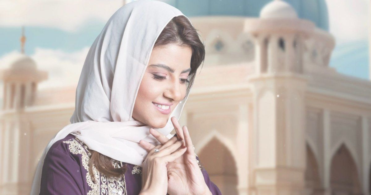 شاهد .. ياسمين علي تطلق أنشودة " رسول الله "