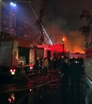 شاهد .. محمد ثروت كان في أستوديو الأهرام قبل إندلاع الحـ ريق بلحظات .. وزوجته تكشف للجمهور ما حدث