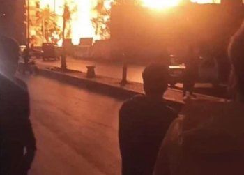 شاهد .. حريـ ق كبير يتسبب بإيقاف مسلسل شهير