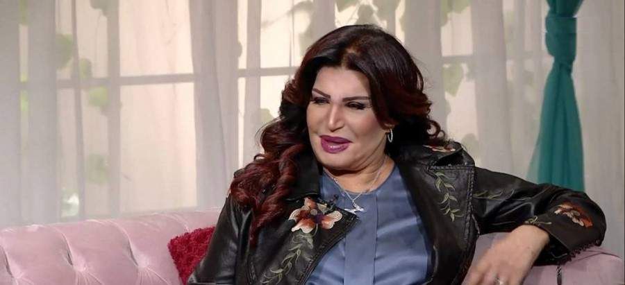 شاهد .. بالفيديو - نجوى فؤاد تطل في حالة يرثى لها : " محدش بيسأل عليا "