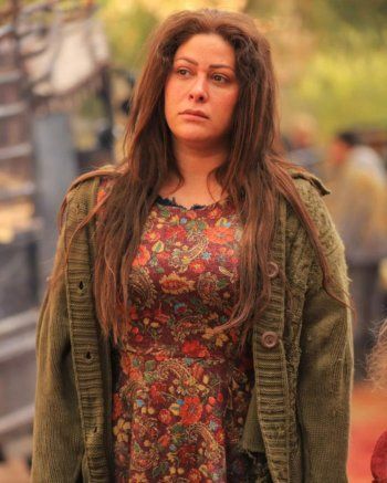 شاهد .. إمارات رزق تشد أنظار المشاهدين بدورها الصامت في "ولاد بديعة"