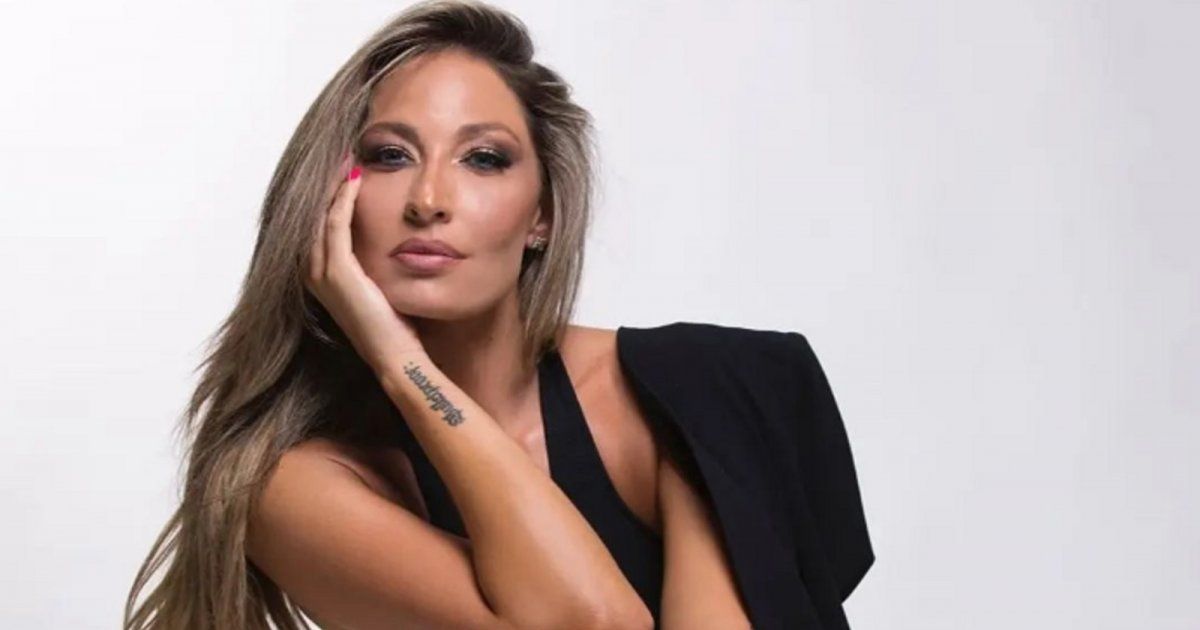 شاهد .. بالصورة - ميرفا قاضي تستعرض جمالها بلوك كاجول مميز