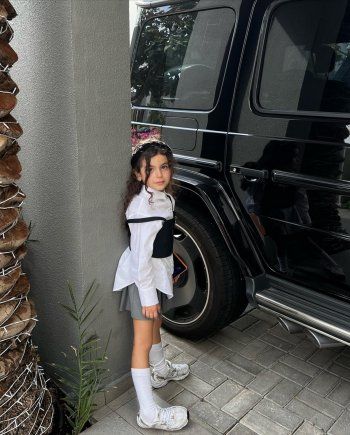 شاهد .. إبنة باسل خياط تخطف الانظار بجمالها بأحدث ظهور لها - بالصور