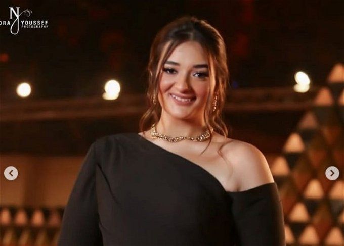 اتفرج .. ملك أحمد زاهر تثير اهتمام رواد السوشيال ميديا بهذا الظهور