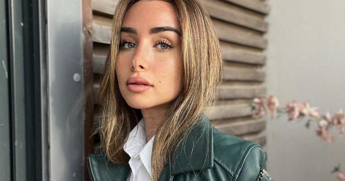 شاهد .. بالفيديو- تحت عنوان الأنوثة و الجمال..هنا الزاهد تبهر المتابعين بالأبيض