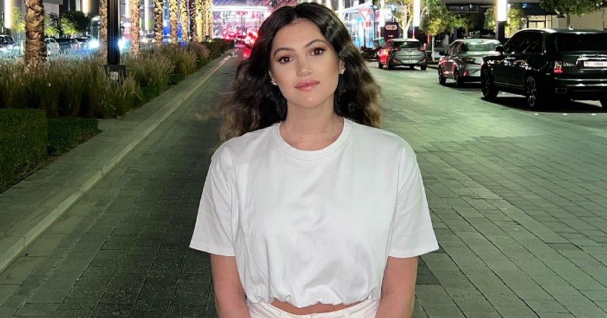 شاهد .. بإطلالة رائعة..دانا الحلاني تحتفل بيوم ميلادها في دبي