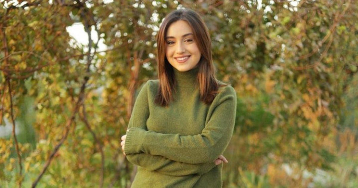 شاهد .. بصورة مميزة من كواليس "ع أمل"..ريان حركة تطل إلى جانب عمار شلق و تعلق ساخرةً