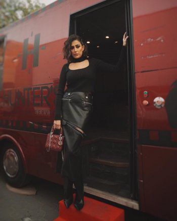 شاهد .. بالصور- غادة عبد الرازق تتألق بالكاجوال.. وسعر حقيبة يدها المرتفع سيفاجئكم