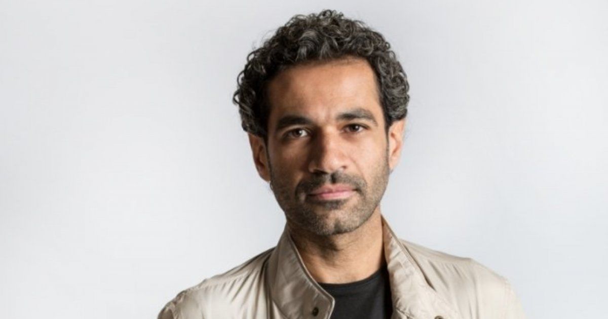 شاهد .. صدقي صخر يطلب يد جيهان الشماشرجي للزواج-بالصورة