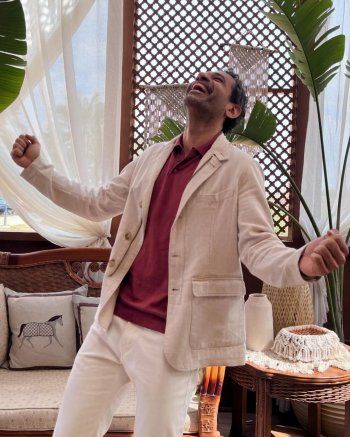 شاهد .. صدقي صخر يطلب يد جيهان الشماشرجي للزواج-بالصورة