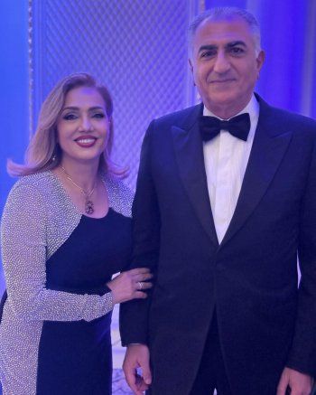 شاهد .. ماهلاغا جابري تحتفل بعيد النوروز مع إمبراطورة إيران السابقة فرح بهلوي وأسرتها-بالصور