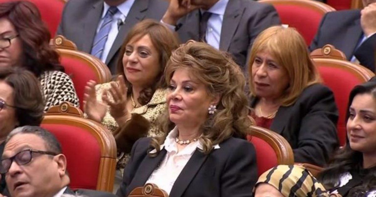 شاهد .. الرئيس عبد الفتاح السيسي بحوار عفوي مع صفاء أبو السعود في احتفالية عيد الأم-بالفيديو