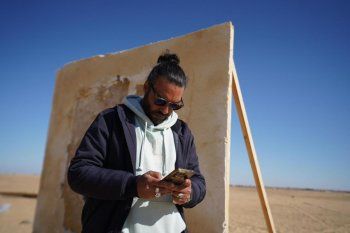 شاهد .. كريم عبد النعيم يتحدث عن تجربته في "خيوط المعازيب": لأول مرة الديكور يكون من الطوب والأسمنت