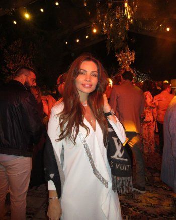 شاهد .. بالصور- بلوك أبيض رائع..لؤي علامة يتألق مع والدته جيهان علامة