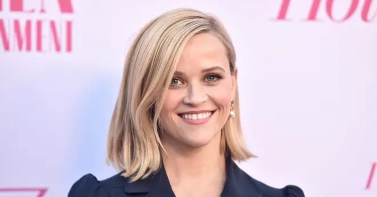 شاهد .. ريز ويزرسبون تحتفل بعيد ميلادها الـ 47 وهذه قيمة ثروتها