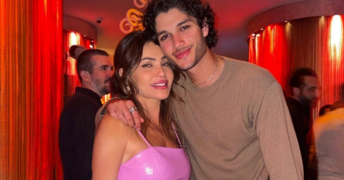 شاهد .. بالصور- بلوك أبيض رائع..لؤي علامة يتألق مع والدته جيهان علامة