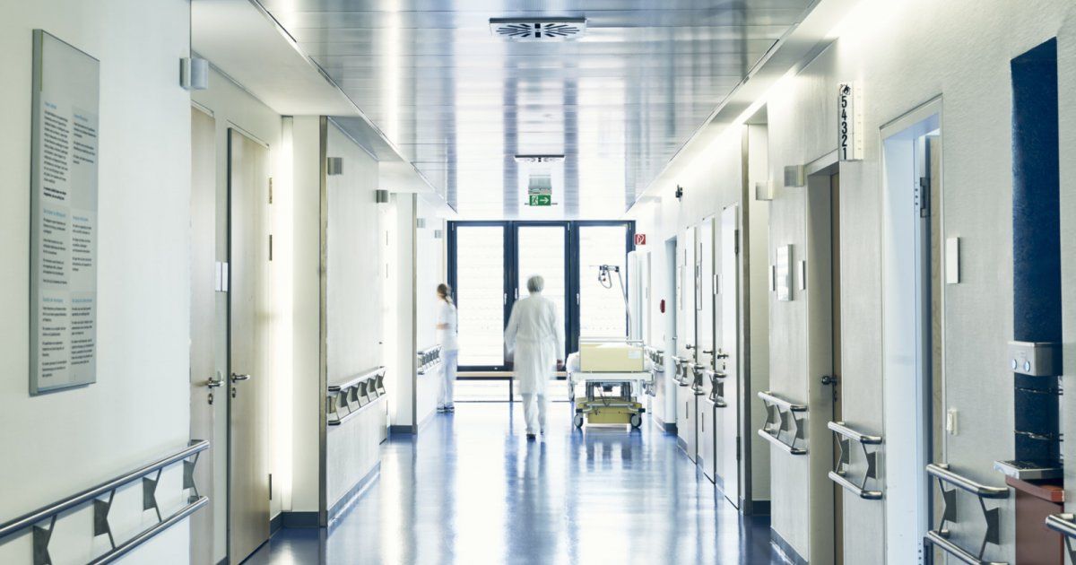 شاهد .. ممثلة لبنانية تعلن إصابتها بمرض خطر وخضوعها لعلاج مطول- بالصور