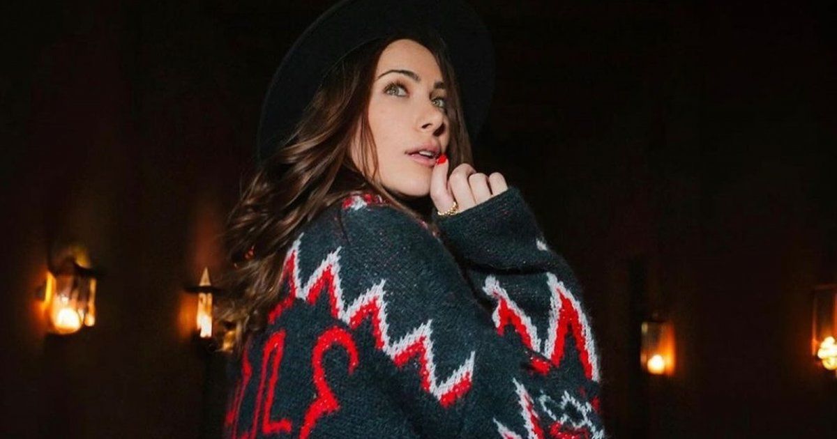 شاهد .. والدة دانييلا رحمة تضاهيها جمالاً.. والشبه بينهما كبير!