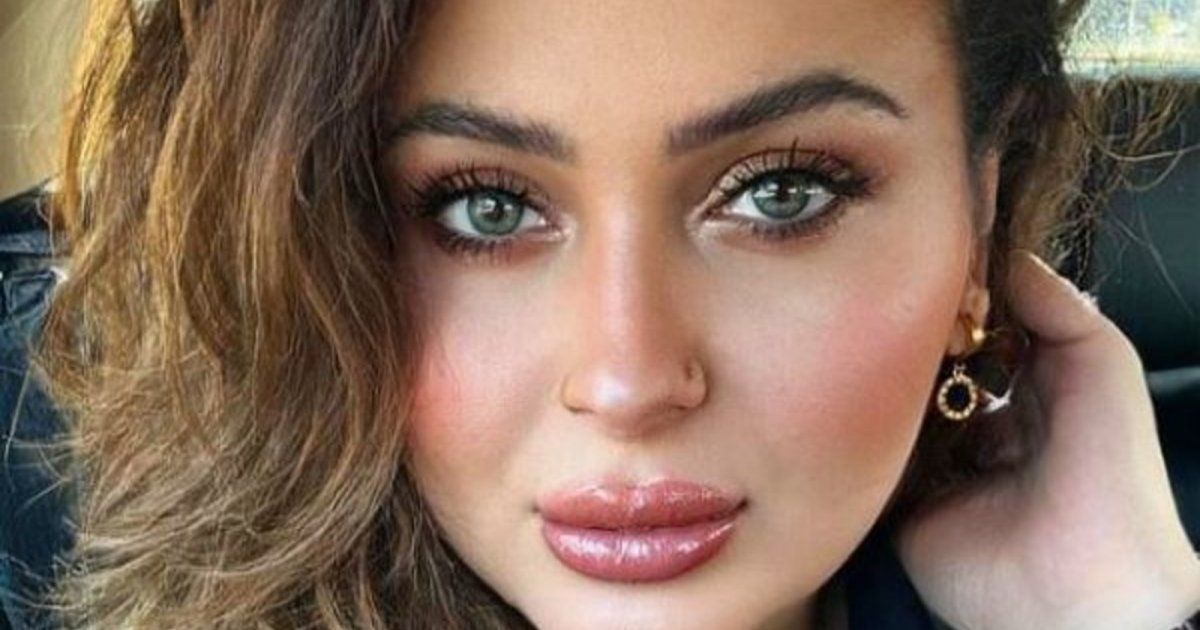 شاهد .. فرح يوسف ترد على تعليق مسيء على إطلالتها في الجيم وتغني "فوق" بصوتها-بالصور والفيديو