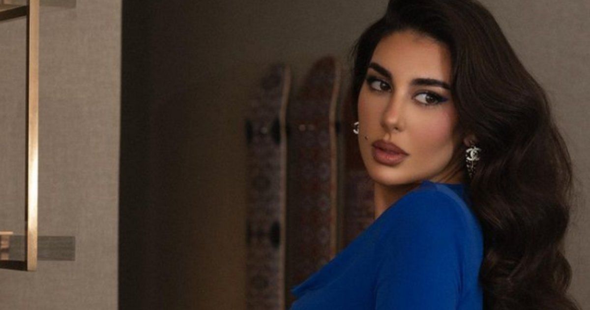 شاهد .. بالصور- ياسمين صبري تطل على المتابعين من الطائرة الخاصة وتخطف القلوب بالكاجوال