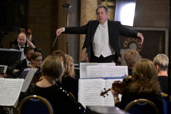 شاهد .. أمسية سيمفونيّة مميزة للأوركسترا الفيلهارمونية اللبنانية-بالصور