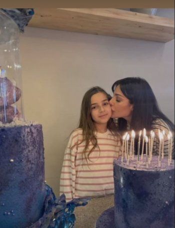 شاهد .. بالصور- نادين نسيب نجيم تحتفل بعيد ميلاد ابنتها