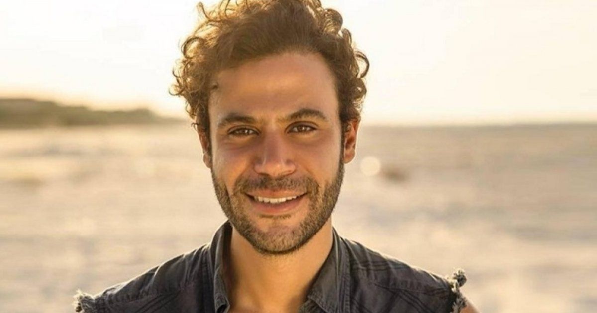 شاهد .. محمد إمام يحتفل بتصدر مسلسل "كوبرا" الترند