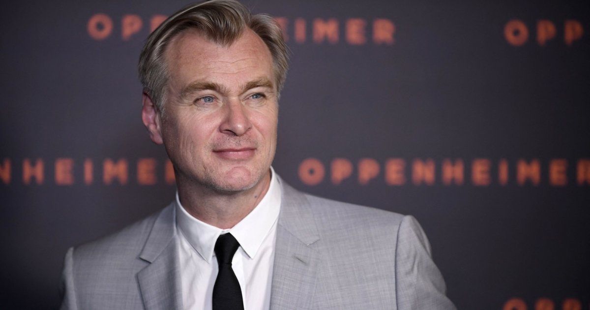 شاهد .. بالفيديو- كريستوفر نولان سبق عصره والعلماء بعد فيلمه "Interstellar" وقدم صورة واضحة للثقب الأسود