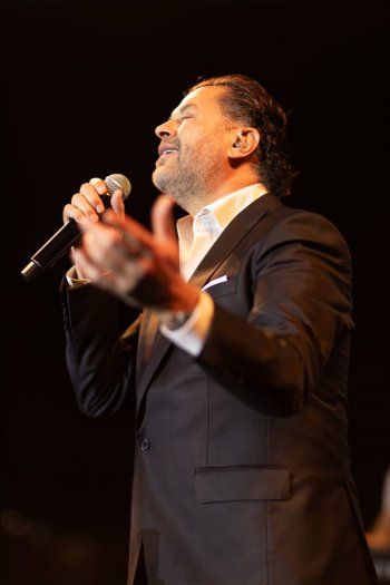 شاهد .. راغب علامة بحفل سحور مميز بحضور نادية الجندي وإلهام شاهين وشذى حسون وغيرهن