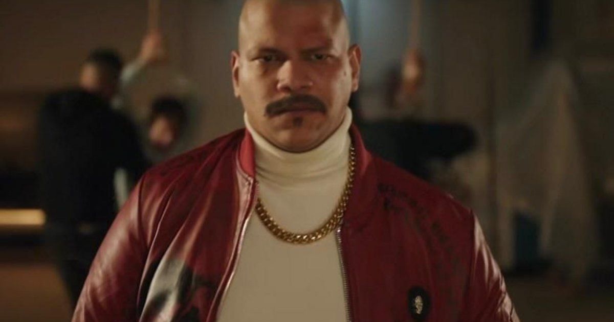 شاهد .. عداء بين أحمد عبد الحميد ومحمد إمام في كوبرا