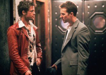شاهد .. تشاك بولانيك إستوحى فكرة فيلم "Fight club" بعد تعرضه للضرب..و هذا ما إستنتجه بعد الحادثة