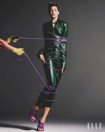 شاهد .. بطلة "أسرار إينجل" مربوطة بالحبال-بالصورة