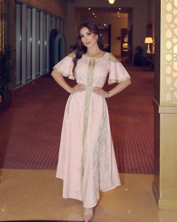 شاهد .. نسرين طافش تحبس الأنفاس بأحدث إطلالة لها بالقفطان المغربي - بالصور