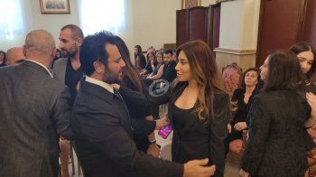 شاهد .. وصول ماجدة الرومي وورد الخال لتأدية واجب العزاء بوالدة سيرين عبد النور - بالفيديو والصور