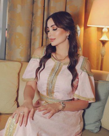 شاهد .. نسرين طافش تحبس الأنفاس بأحدث إطلالة لها بالقفطان المغربي - بالصور