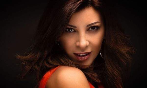 شاهد .. ريتا برصونا التي اشتهرت بـ "غنوجة بيا " تطل بعد غياب بصورة من بالي