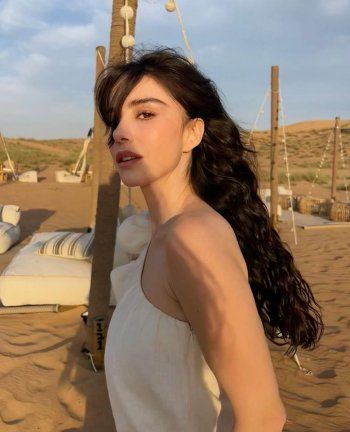 شاهد .. أوزغي غوريل تقضي عطلتها في دبي .. بالصور