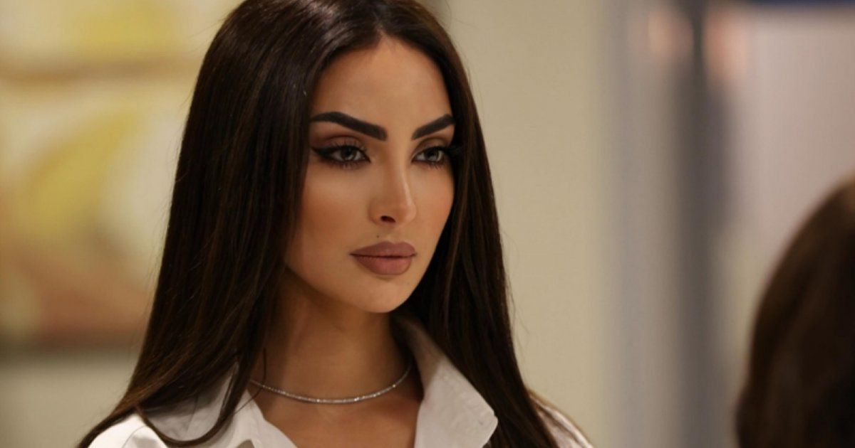 شاهد .. بالصور- نور الغندور تظهر جمالها بإطلالة كاجوال مميزة من كوليس "زوجة واحدة لا تكفي"