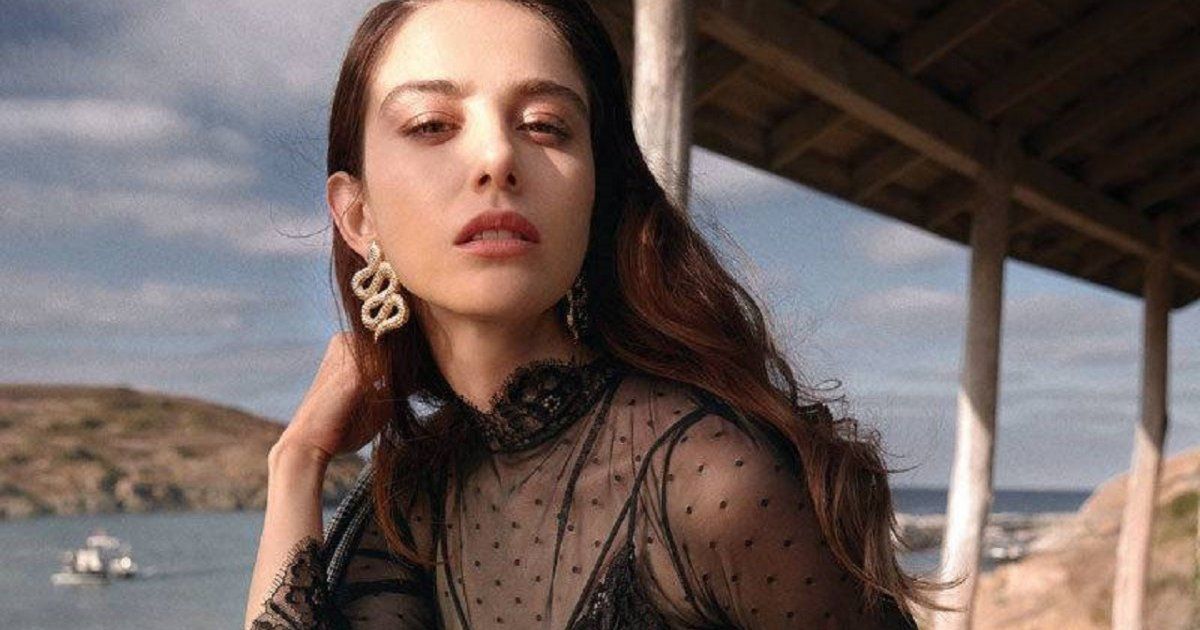 شاهد .. أوزغي غوريل تقضي عطلتها في دبي .. بالصور