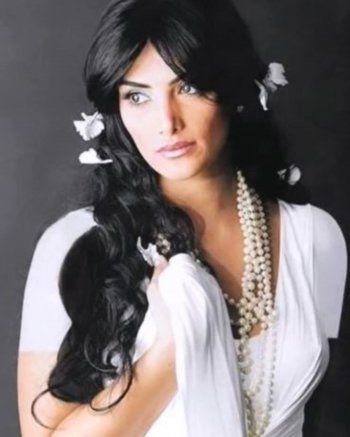 شاهد .. صورة قديمة لـ حورية فرغلي.. وهكذا تغيرت ملامحها