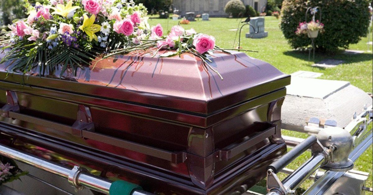 شاهد .. والد ملكة جمال لبنان في ذمة الله.. وهكذا نعته بكلمات مؤثرة