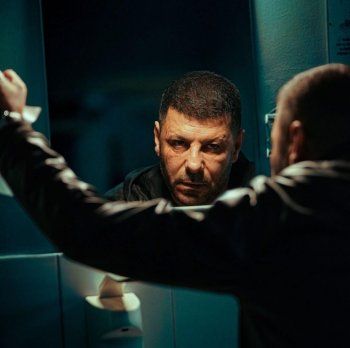 شاهد .. خاص - إياد نصار : اعترضت على المعالجة الأولية لـ " صلة رحم " .. تأجير الأرحام تجارة بالبشر