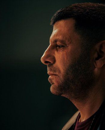 شاهد .. خاص - إياد نصار : اعترضت على المعالجة الأولية لـ " صلة رحم " .. تأجير الأرحام تجارة بالبشر