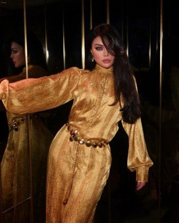 شاهد .. هيفا وهبي بجامبسوت مميز وسعر حقيبتها من Hermes مرتفع للغاية - بالصور