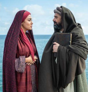 شاهد .. بالصور- بعد الإنتهاء من تصوير "الحشاشين"..ميرنا نور الدين في رسالة شكر إلى طاقم العمل