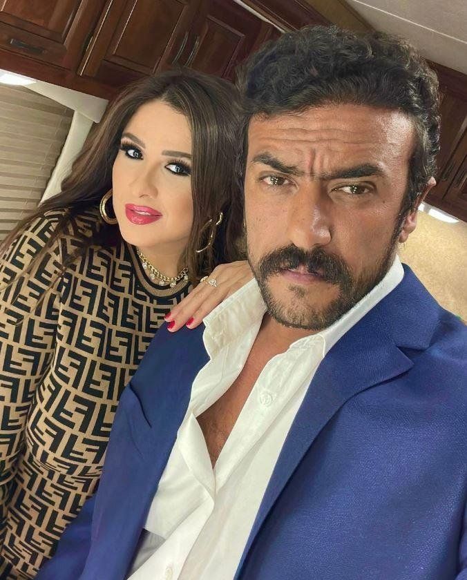 ياسمين عبد العزيز تستعين بشيرين للرد على أحمد العوضي.. والجمهور مصدوم